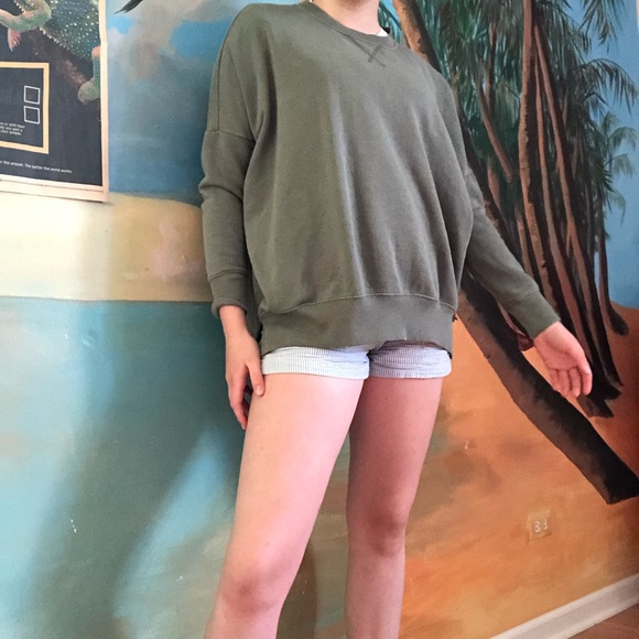 Greenish Aerie Sweater/ Pullover - Picture 3 of 3